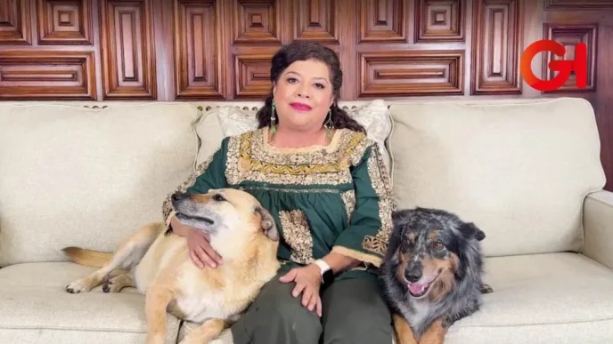 Clara Brugada adoptatón