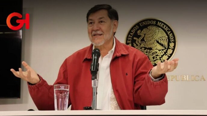 Camionetas de lujo y viajes en primera clase: La contradictoria 'austeridad' de Gerardo Fernández Noroña