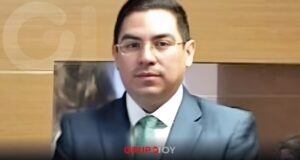 Funcionario de Aduanas gastó 8 mdp en relojes de lujo
