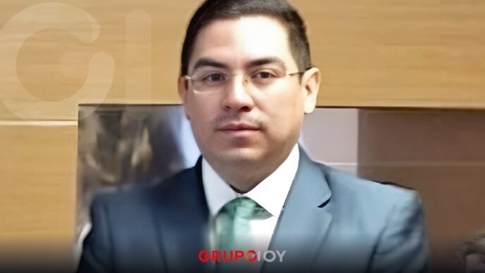 Funcionario de Aduanas gastó 8 mdp en relojes de lujo