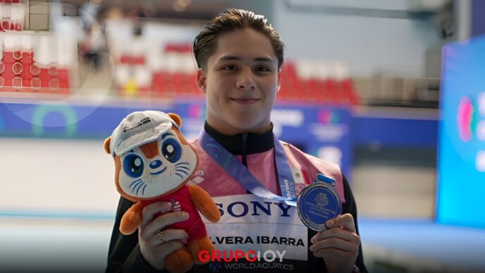 Osmar Olvera avanza a semifinales en trampolín 3m