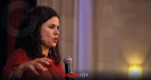 Luisa María Alcalde llama a la austeridad