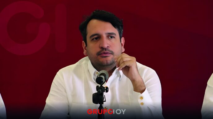 ¡Igualito que su papá! Andy López Beltrán acusa complot por su viaje a Japón