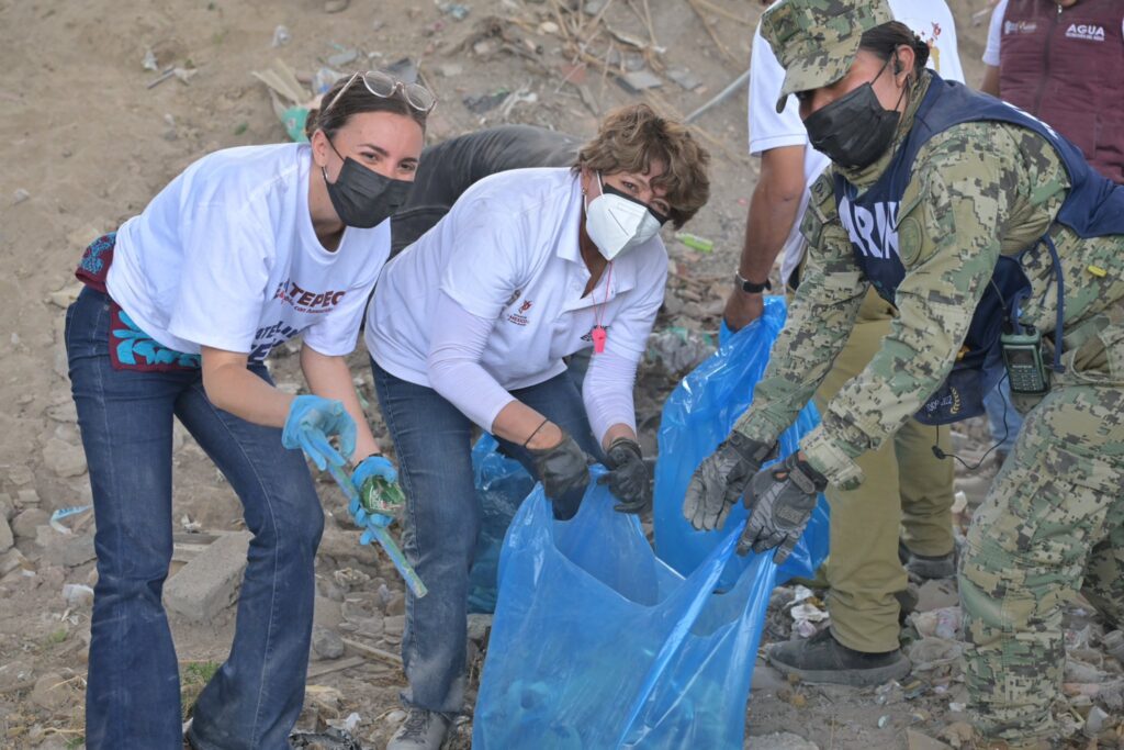 Ecatepec impone Récord Guinness mundial con 148 mil voluntarios en limpieza