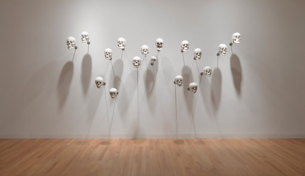 Gabriel de la Mora presenta 'La petite mort' en el Museo Jumex