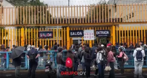 Encapuchados toman la Prepa 8 de la UNAM