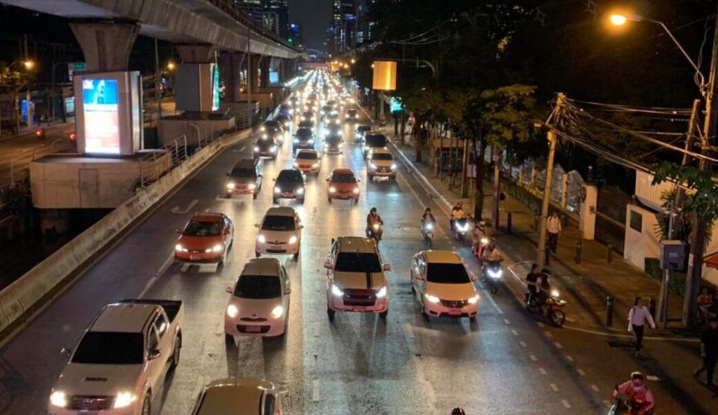 Manifestaciones y bloqueos CDMX afectan la movilidad en varios puntos de la capital