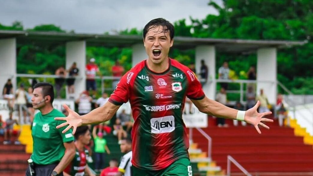 ¿Quién es Erick Torres, futuro del futbol mexicano?