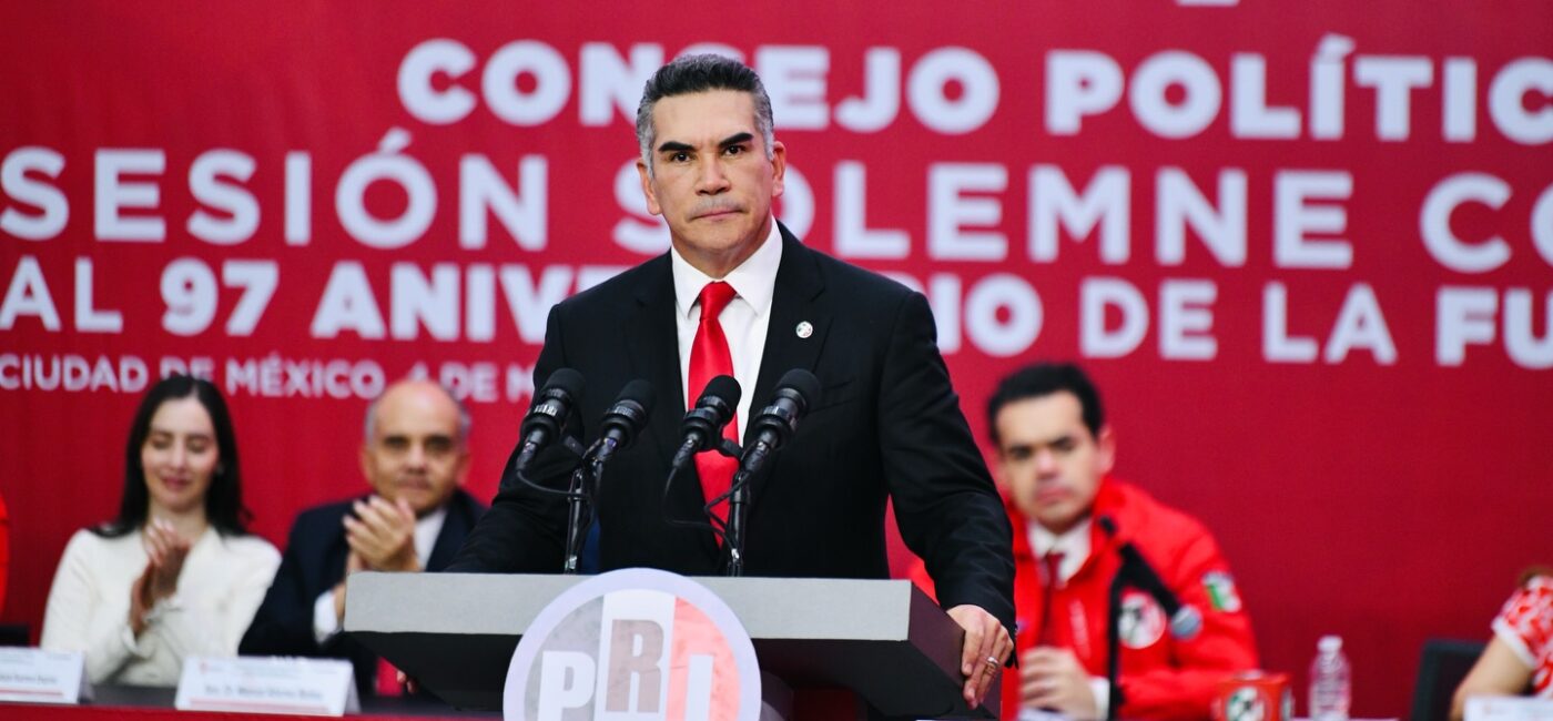 PAN y PRI modifican sus estatutos y estrategias rumbo a las elecciones de 2027