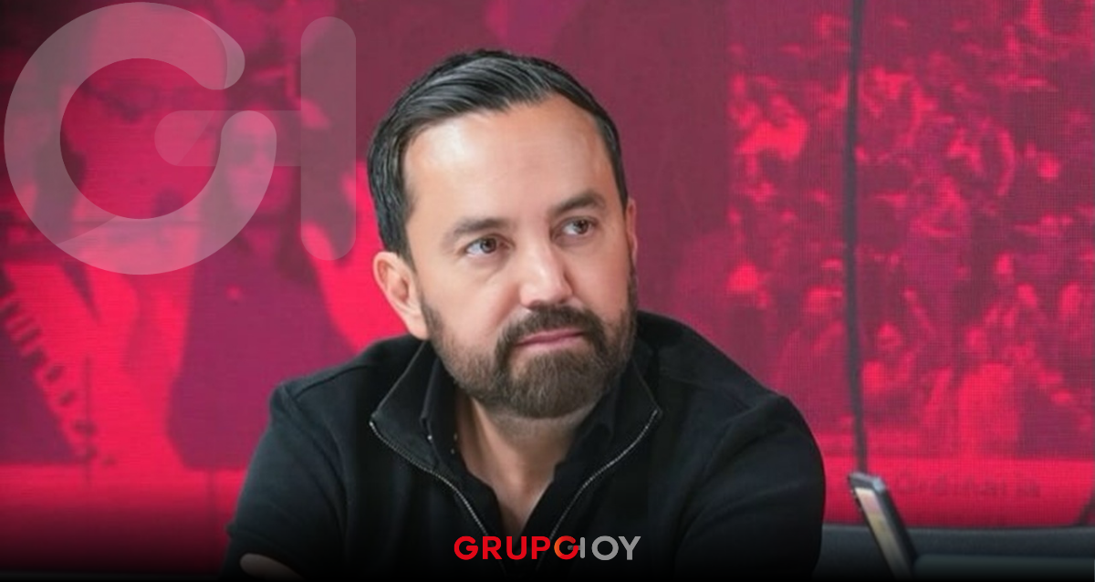 Arturo Ávila usa imágenes de niños para promover su cerveza