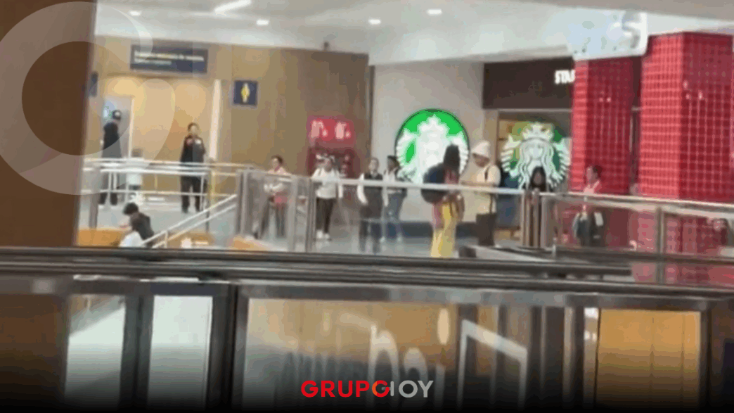 Cascadas del Bienestar. Evidencian filtraciones de lluvia en el AICM