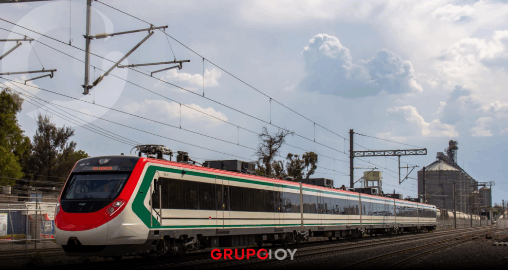Tren de Buenavista al AIFA: Con vagones saturados y esperas de hasta 50 minutos