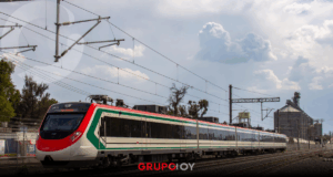 Tren de Buenavista al AIFA: Con vagones saturados y esperas de hasta 50 minutos