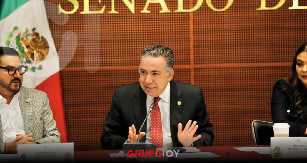 Enrique Inzunza seguirá cobrando sin ir a trabajar al Senado