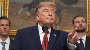 Supremo de EU respalda a Trump: podrá limitar voto por correo a dos meses de las 'midterms'