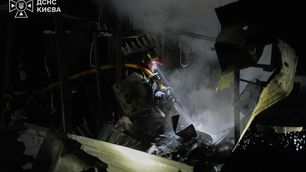 Rusia bombardea Kiev: 12 muertos y ataque a infraestructura ferroviaria